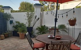 Grand Studio Avec Patio